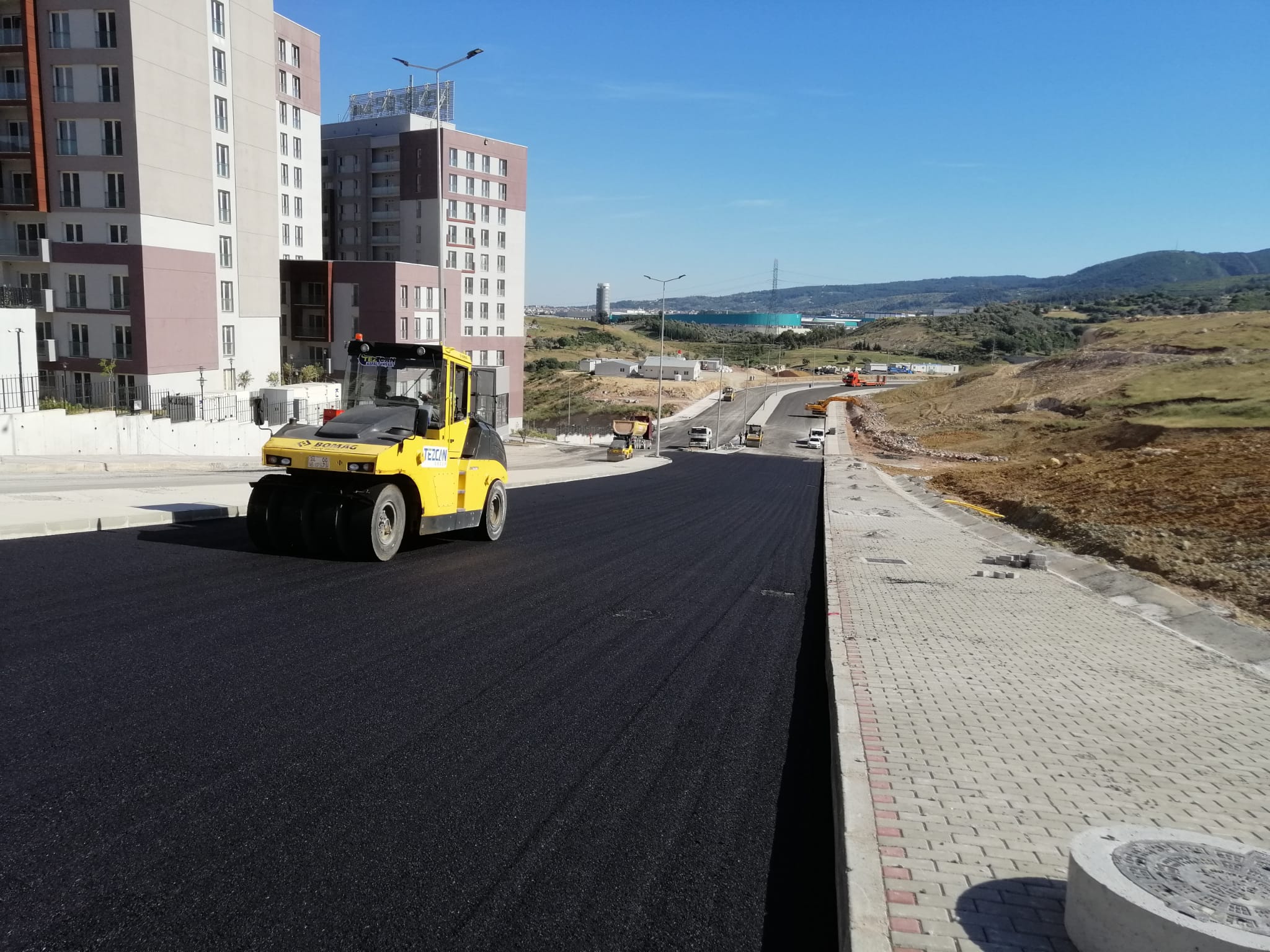 KARABAĞLAR UZUNDERE KENTSEL DÖNÜŞÜM ALANI YOL YAPIM İŞİ