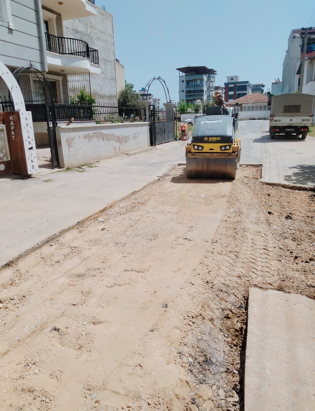 Torbalı Belediyesi sıcak Asfalt Yama İşi