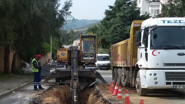 İZSU CADDE, SOKAK VE BULVARLARDA ALTYAPI YENİLEME İŞİ